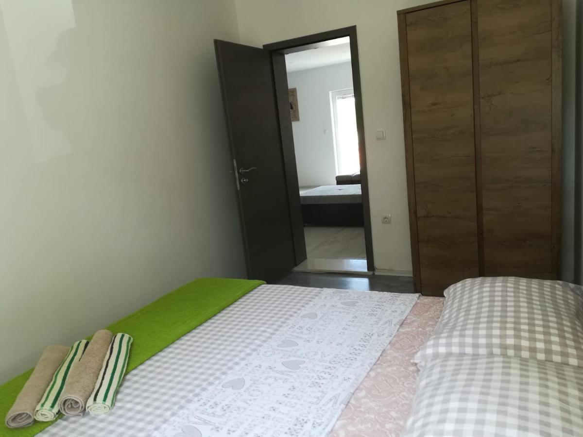 Apartmani Radic Rg Rogoznica  Ngoại thất bức ảnh