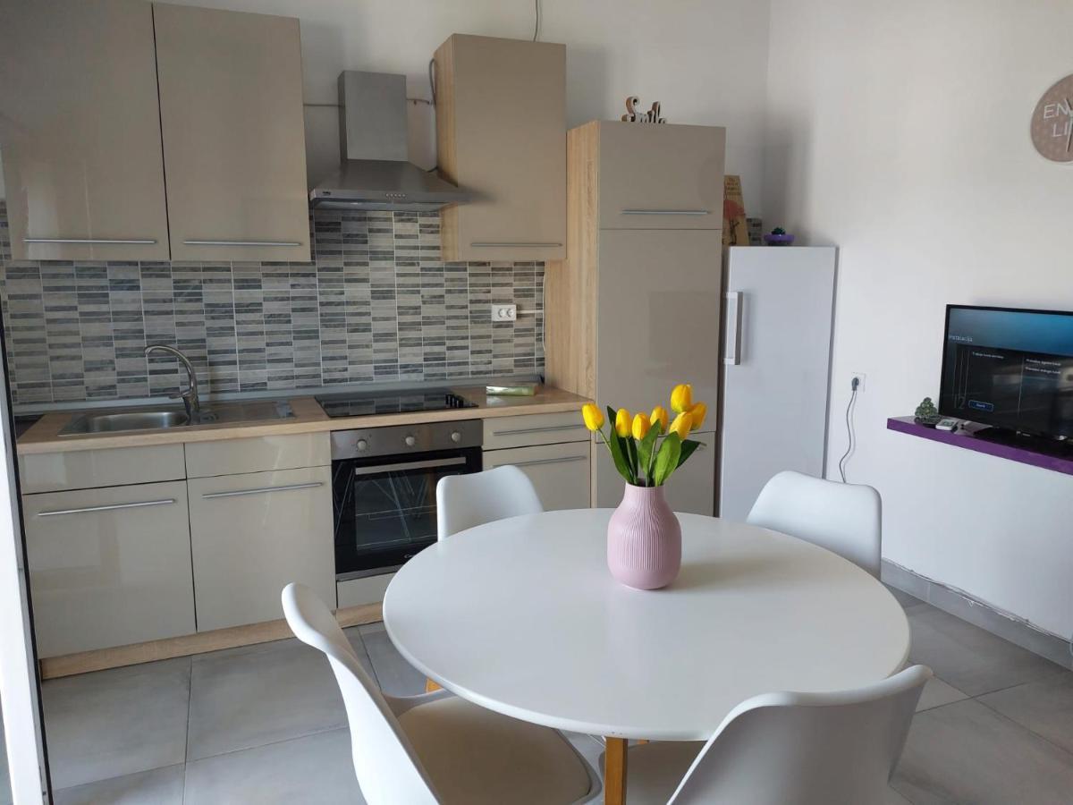 Apartmani Radic Rg Rogoznica  Ngoại thất bức ảnh